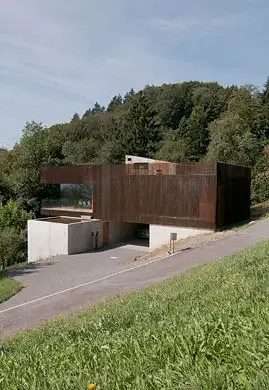 von Nordosten