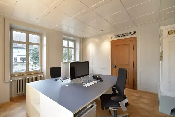Büro 1