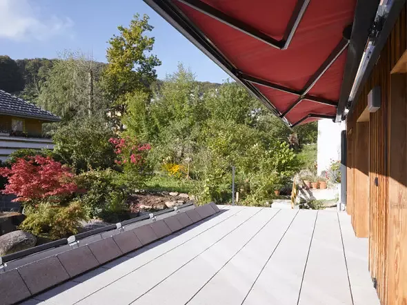 Dachterrasse im Garten