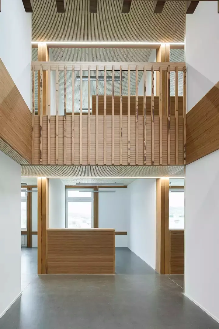 intérieur de l'immeuble de bureaux de Baltensperger