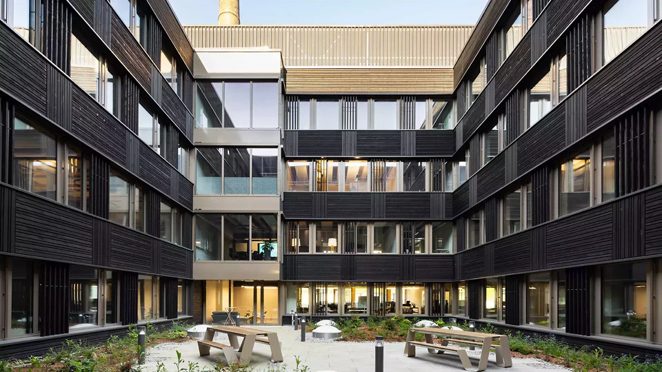 Bluefactory – cour intérieure