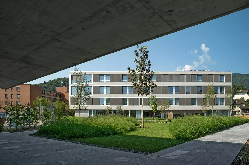 Blick vom Park des Altenheims