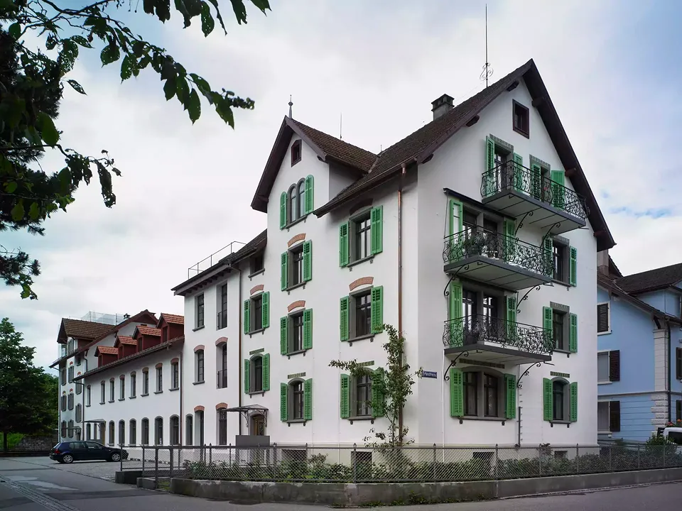 Pilatus-Erlenstrasse - Südwest