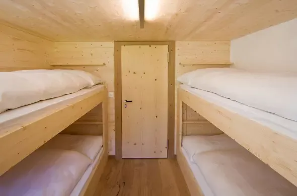 Vierbett-Zimmer