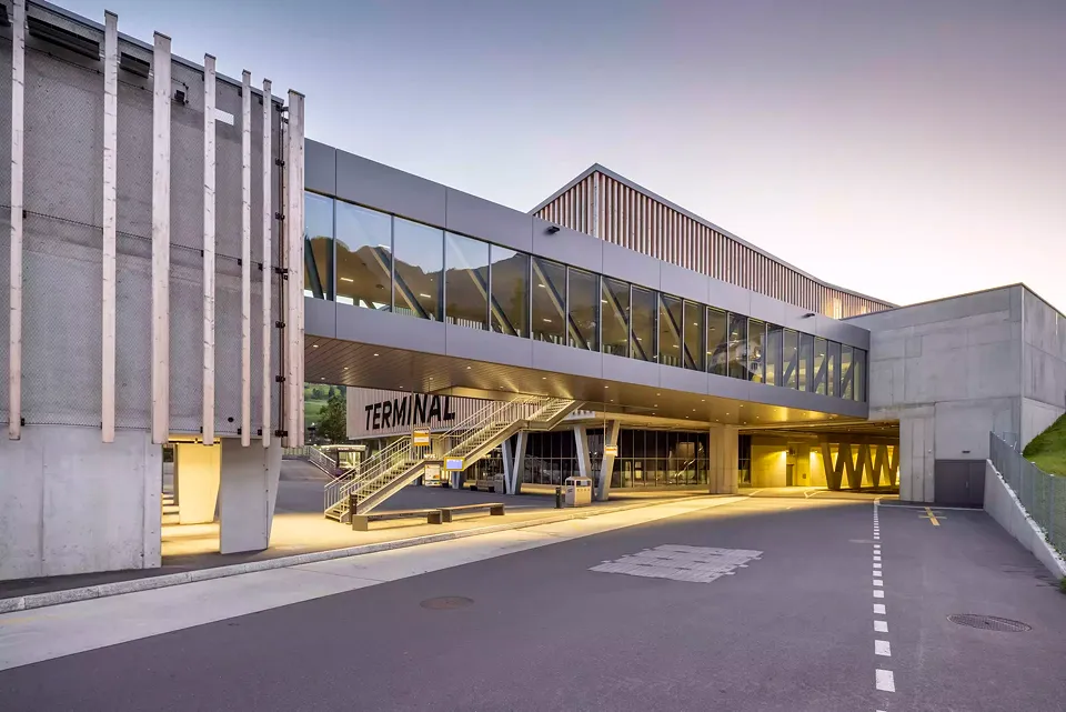 V-Bahn Terminal Grindelwald, Passerelle