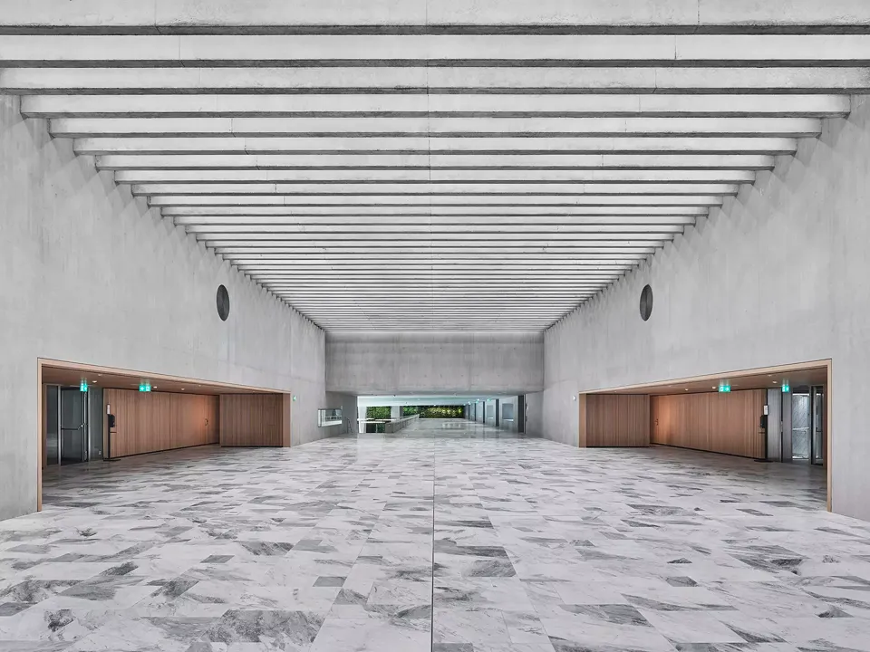 Foyer des Bürogebäudes