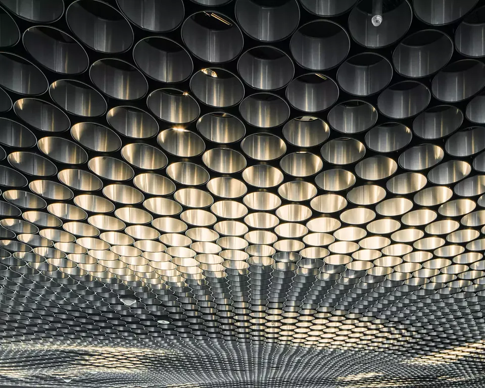 Plafond grillé