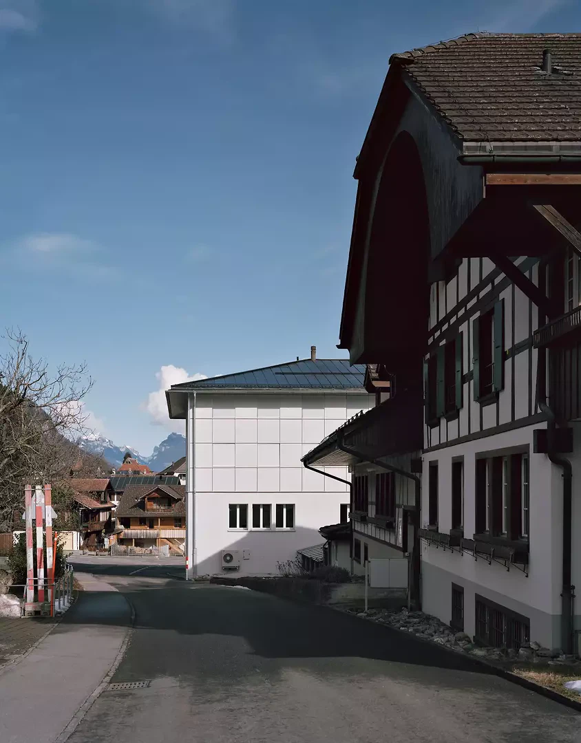 Südwestfassade– im Dialog mit dem Rüeggerhaus