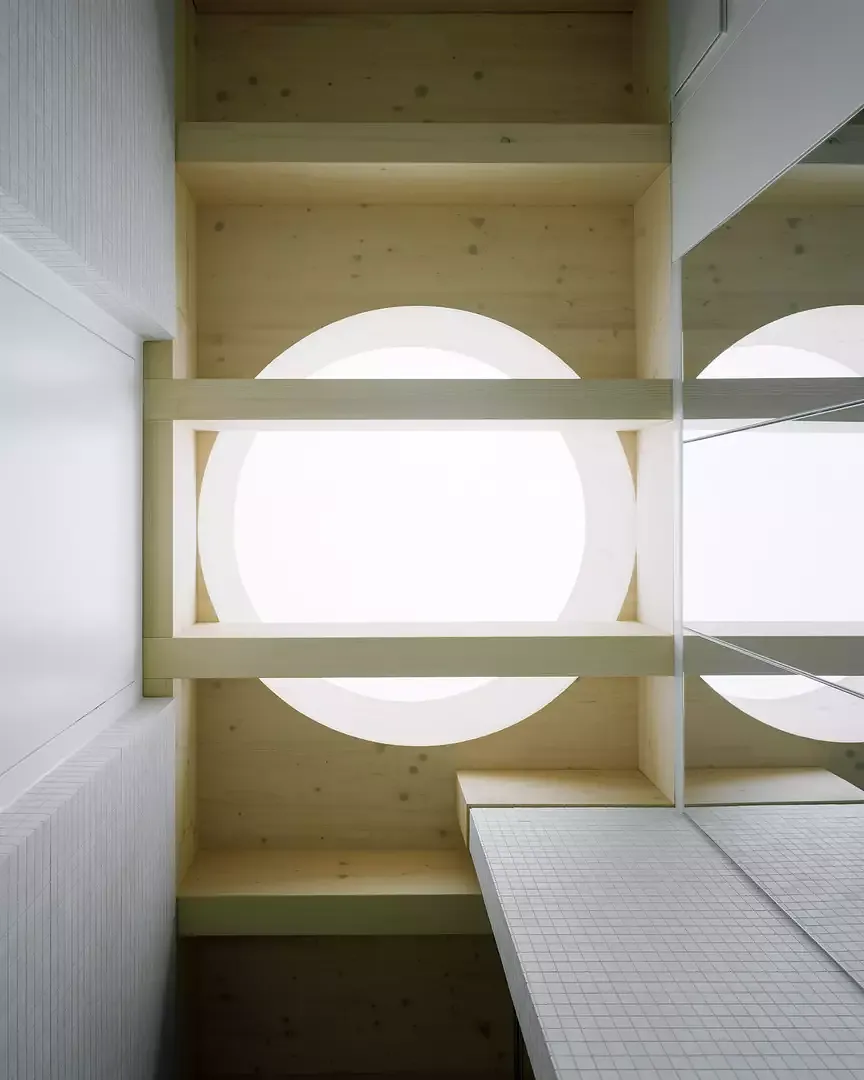 Appartement: Détail Salle de Bain