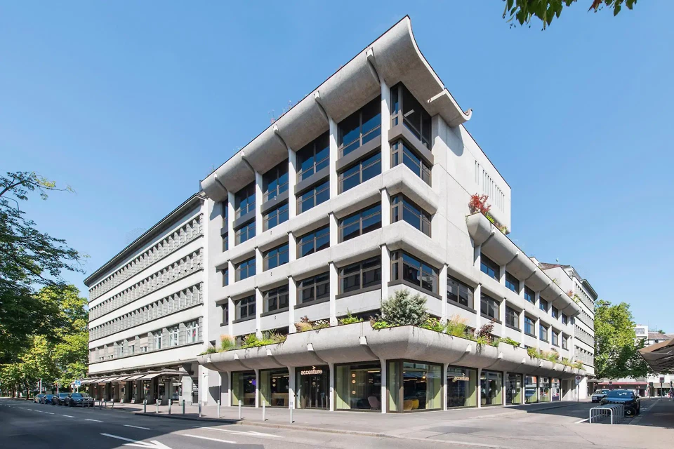 Accenture Campus Zurich, Sihlstrasse - Aussenaufnahme
