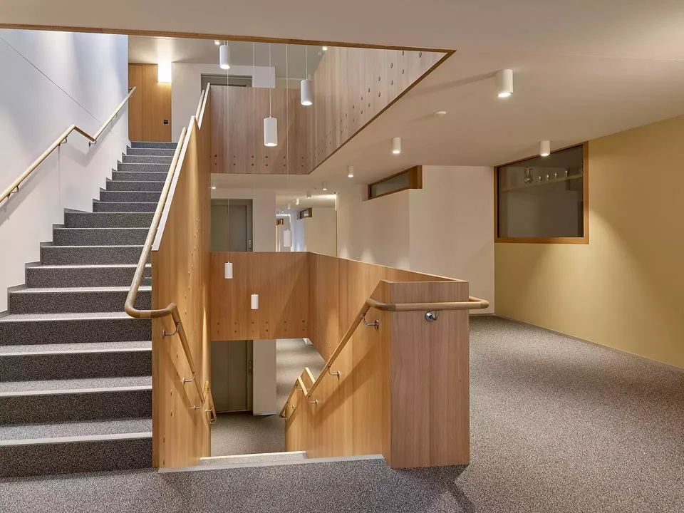 Treppenhaus 01