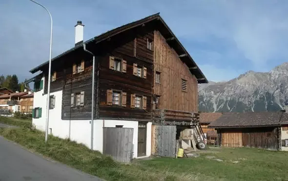 Alter Bestand Südseitig