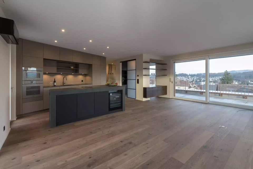 Vue intérieure d'un appartement en attique