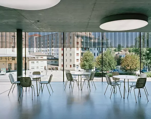 Foyer dans l'entrée