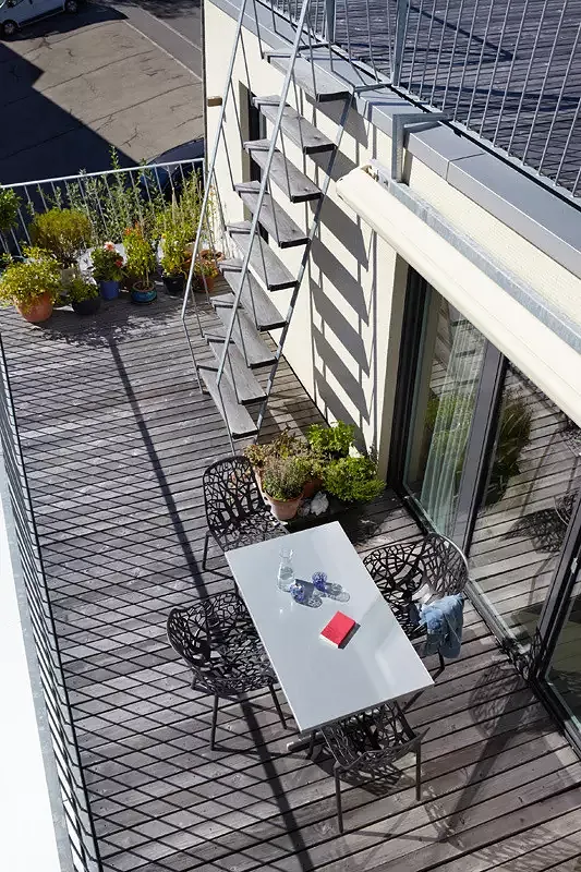 Aufsicht auf untere Terrasse