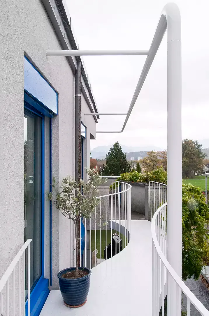 Blick zum Balkon