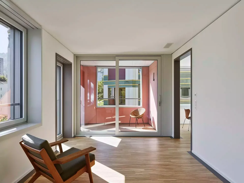 Wohnraum mit Loggia