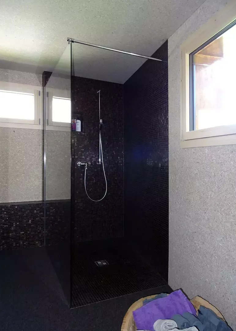 Dusche EG