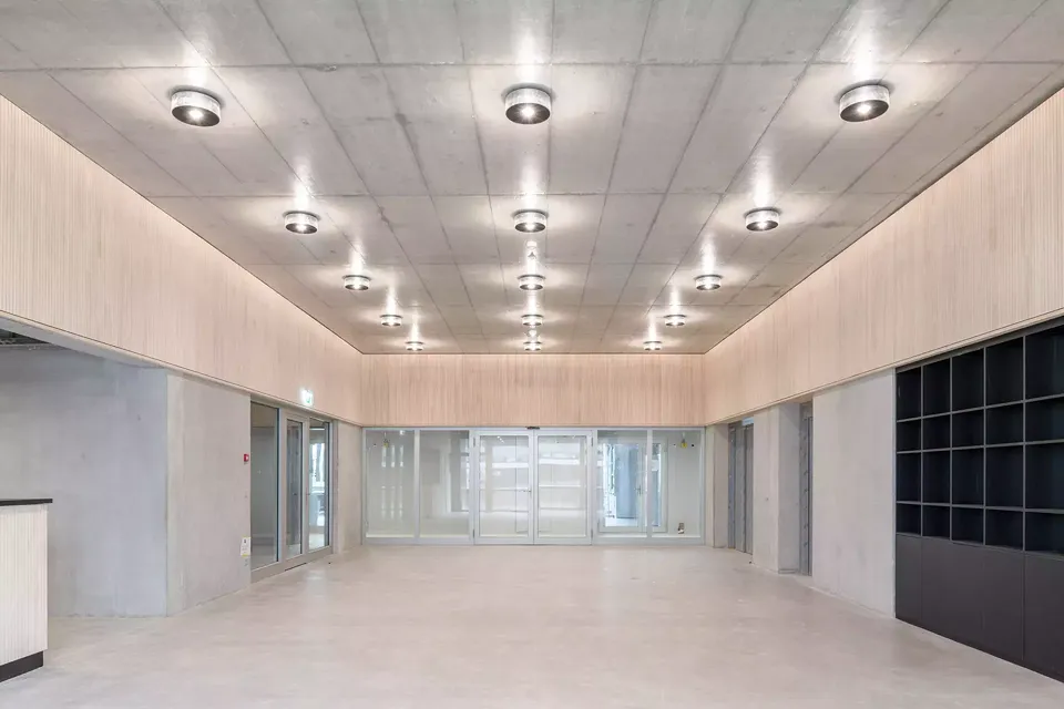 Foyer OG, Laborgebäude