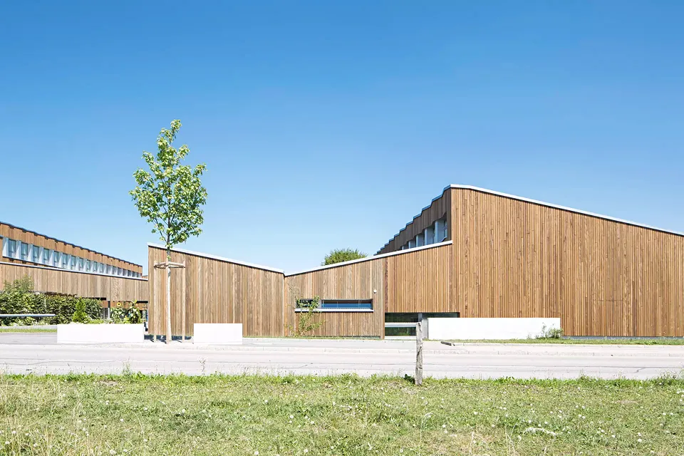 Ecole Säget, vue sud-ouest_H+R