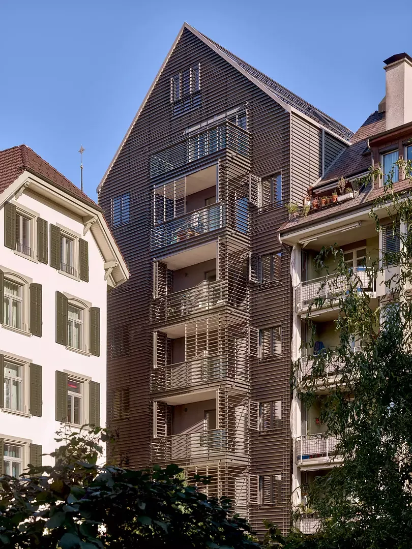 Hofseite, Lindenhausstrasse