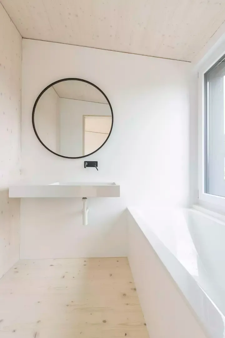 WC / Bad DG