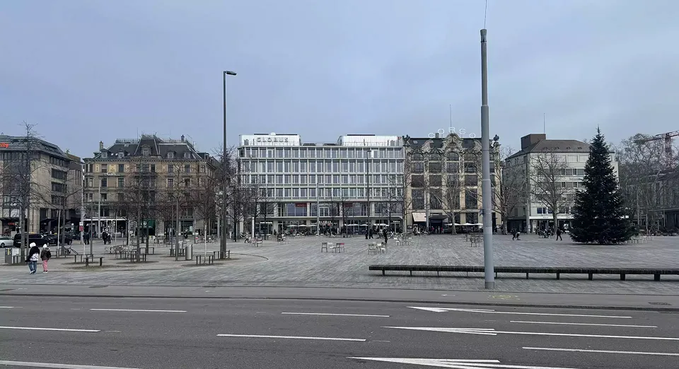 Sechseläutenplatz