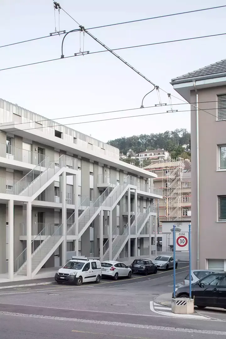 Vue d'ensemble - côté rue