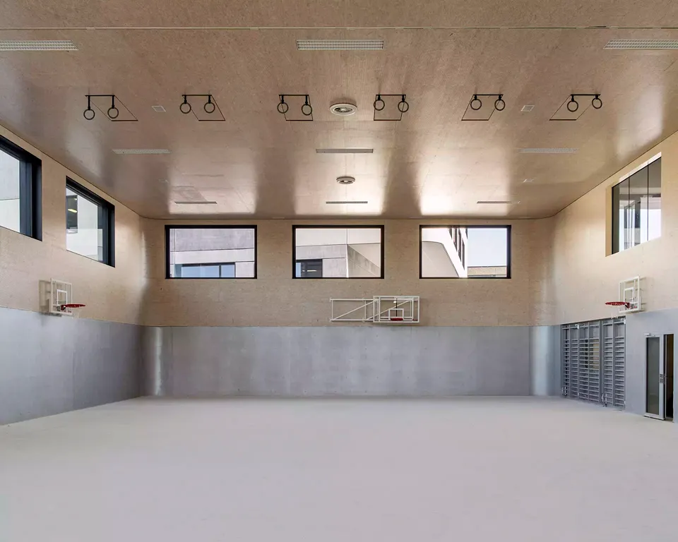 salle de gymnastique _ bât. D