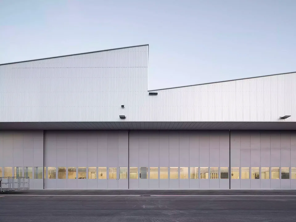 Façade Halle 3 Côté Tarmac