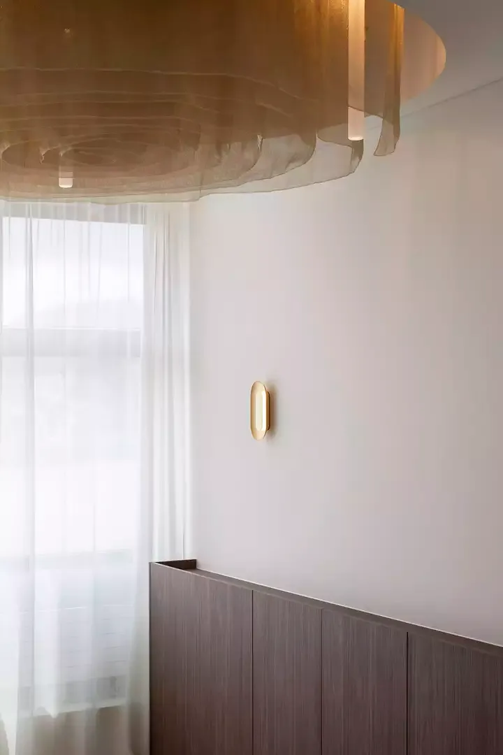 Un luminaire sur mesure tout en ondes