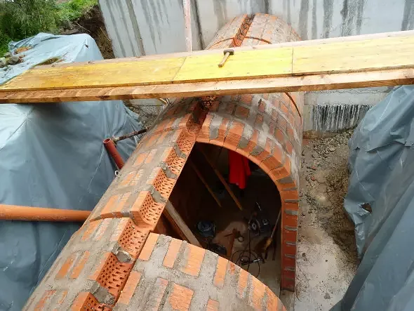 Tunnel kurz vor Fertigstellung.
