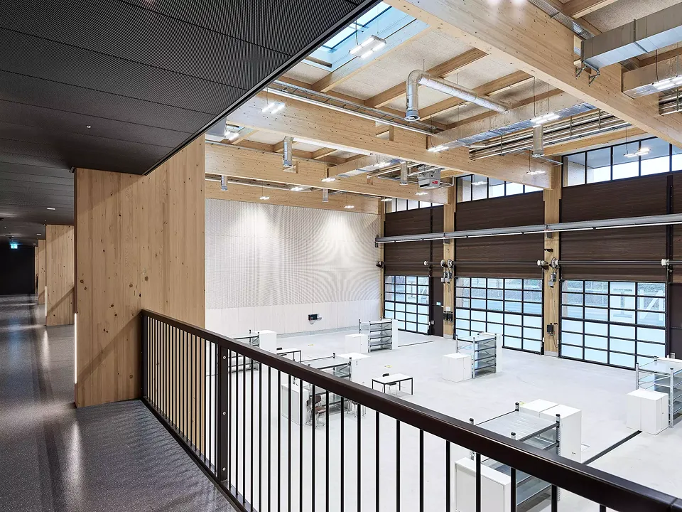 Galerie hohe Halle