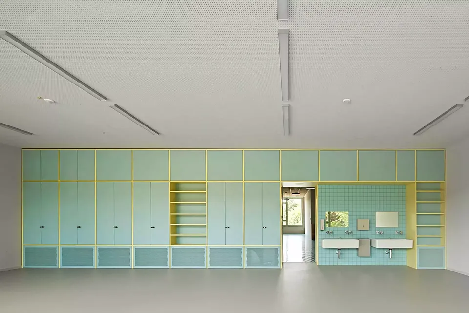 Schulzimmer / Aufenthalt Regelgeschoss
