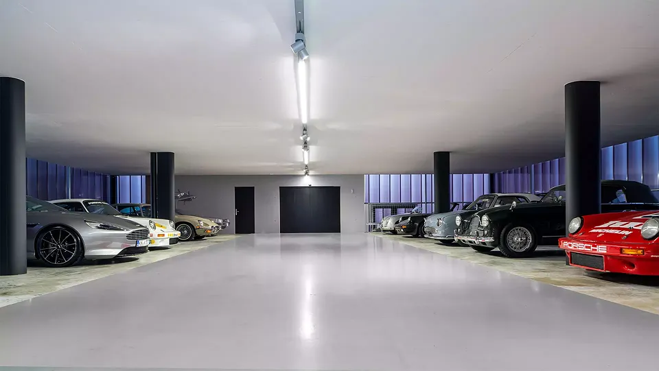 Einstellhalle