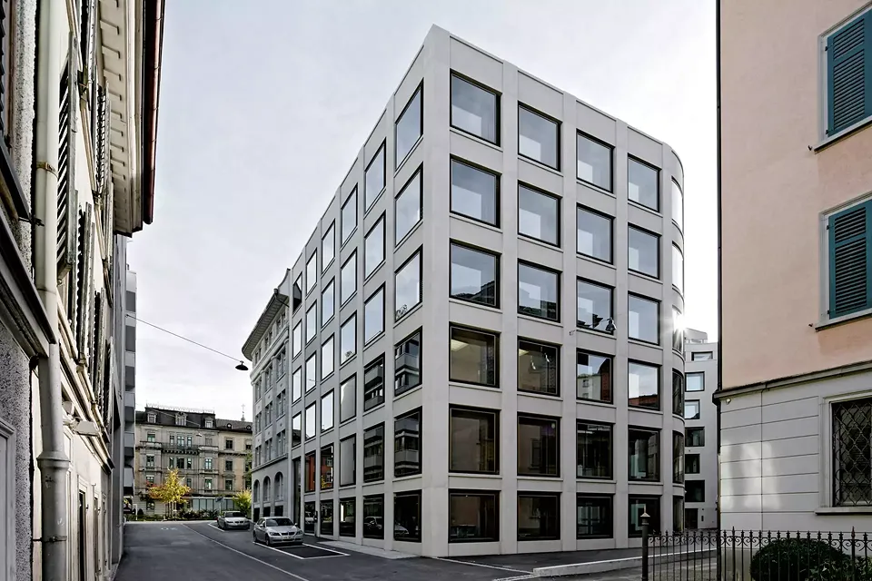 Aus der Frongartenstrasse