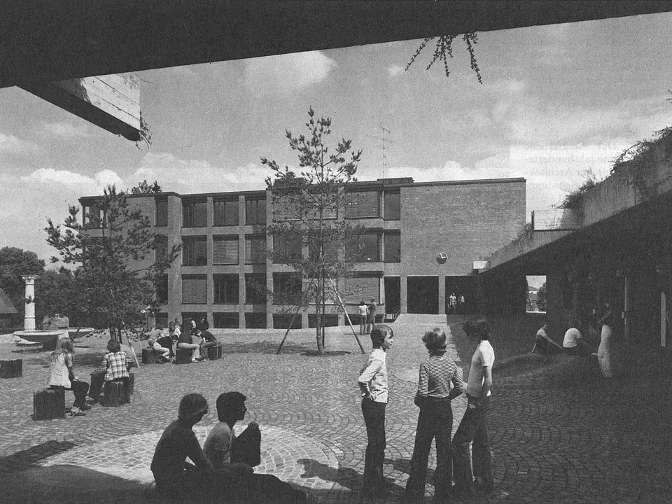 Pausenhof, Werk-Archithese Bd. 65, 1978