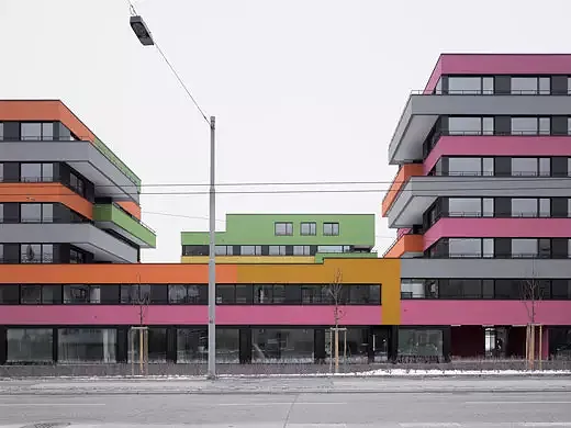 bâtiment longitudinal, Wehntalerstrasse.