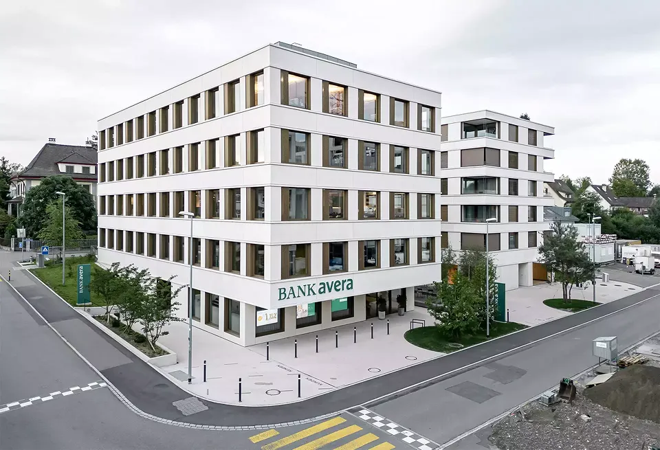 Bank Avera