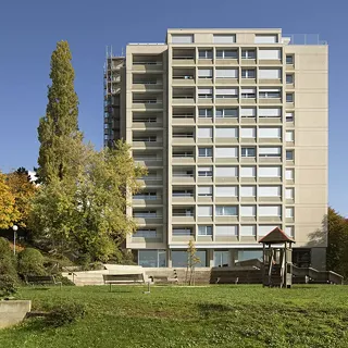 Gesamtsanierung von zwei Wohnhochhäusern