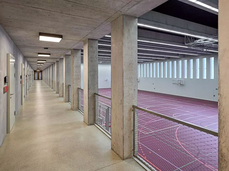 Sporthalle