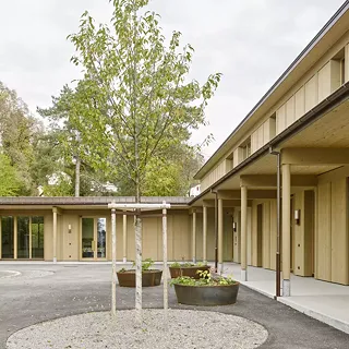 Dreifachkindergarten und Kindertagesstätte