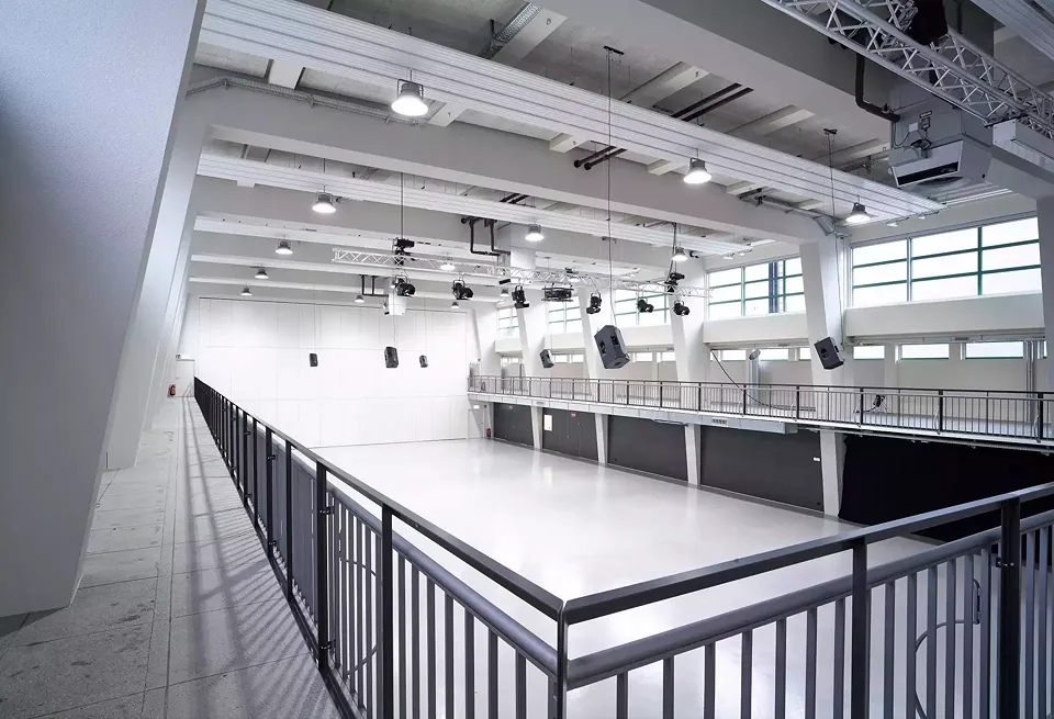 Markthalle, Galerie und Halle unterteilt