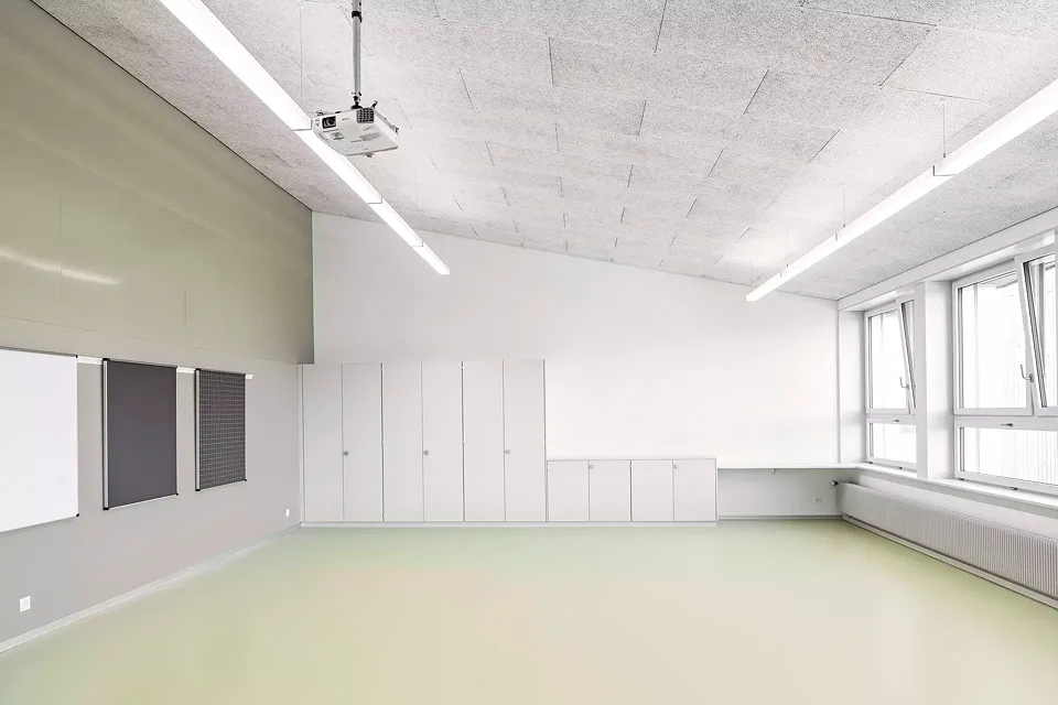 Ecole Säget, salle d'enseignementH+R