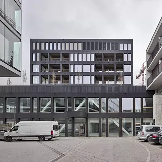 Umnutzung Schul- zu Wohnhaus, Baden