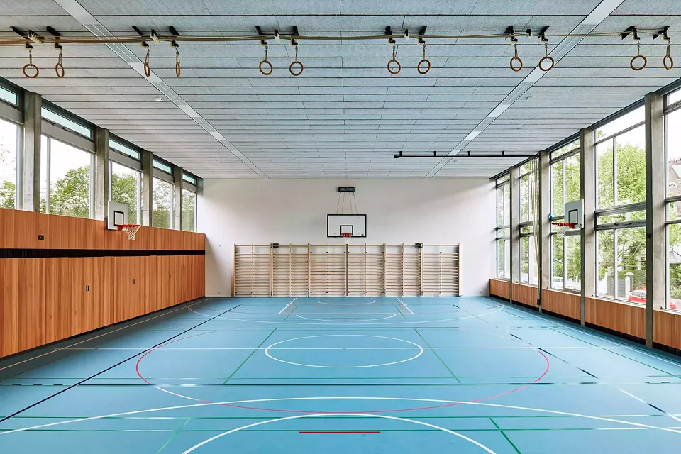 Sporthalle