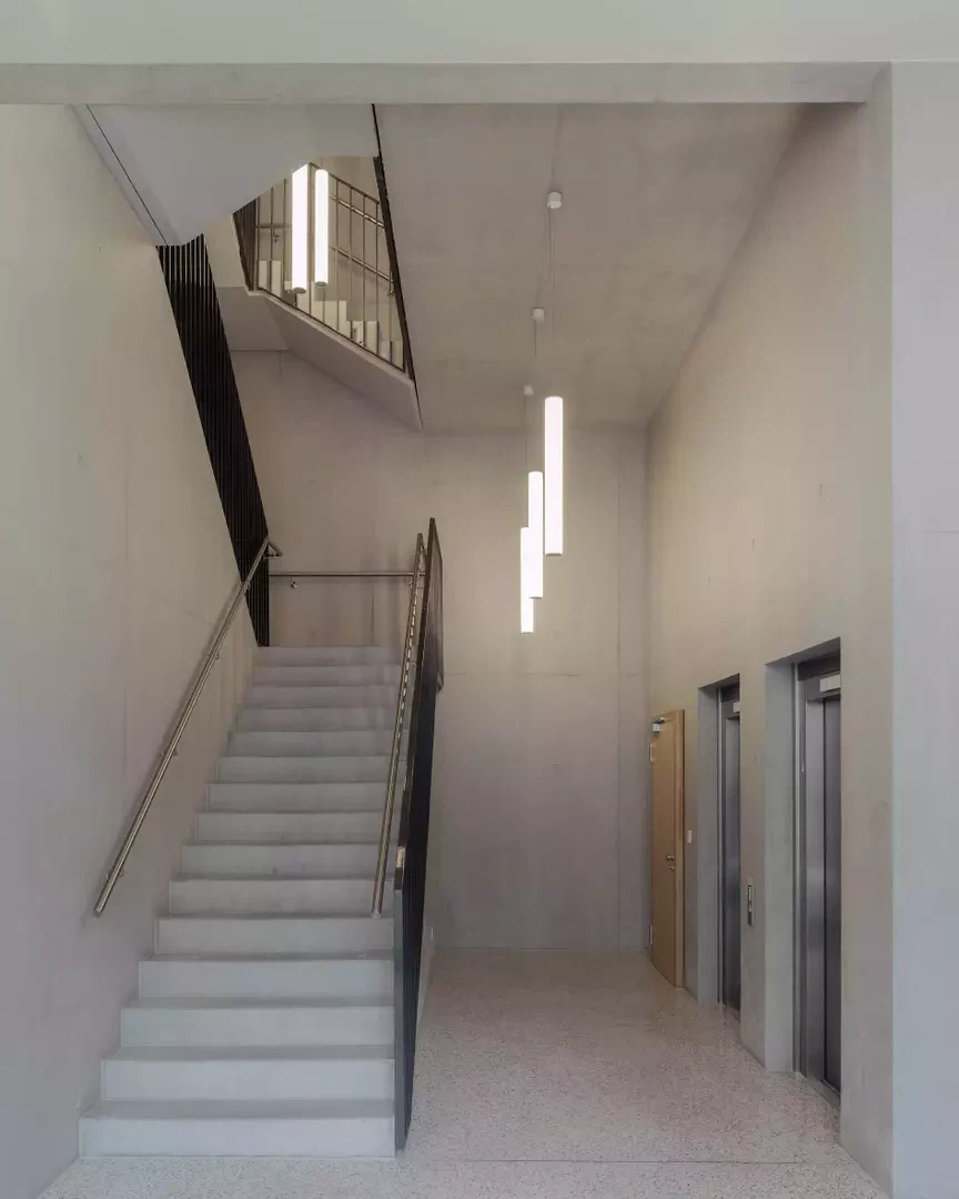 AAPA_CENTRAL_MALLEY_A30_Cage escaliers bureaux