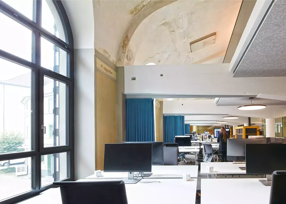 Stadthalle_Büro 1
