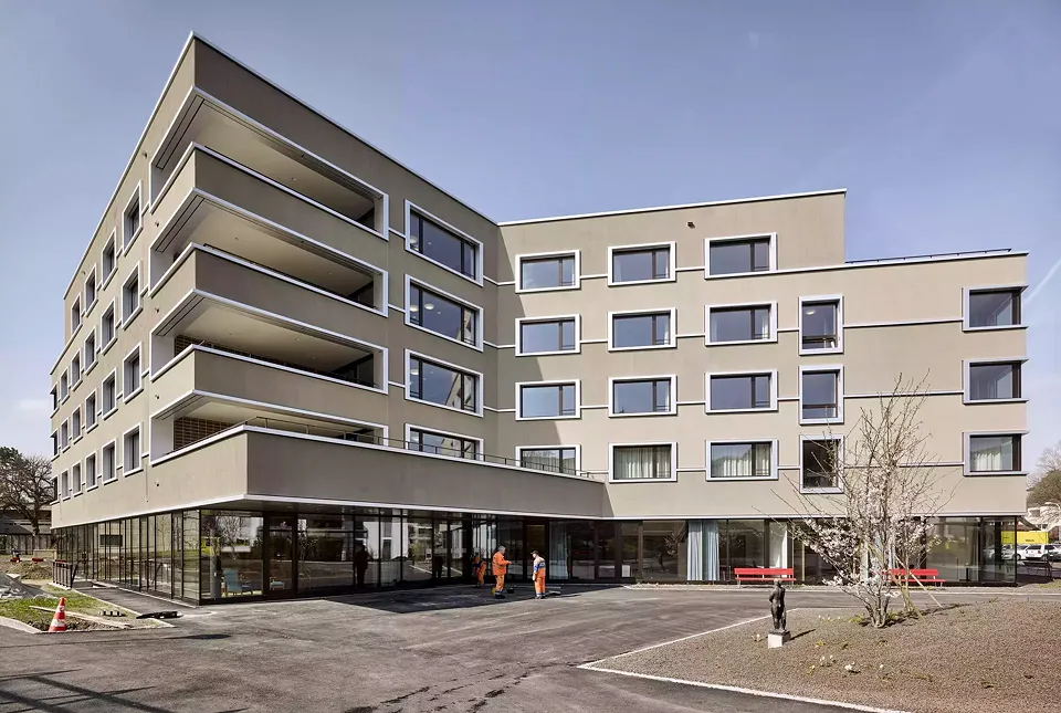 Alterszentrum Obere Mühle, Ansicht Nordost, Haupteingang