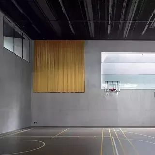 Salle de sport polyvalente Brillantmont International School